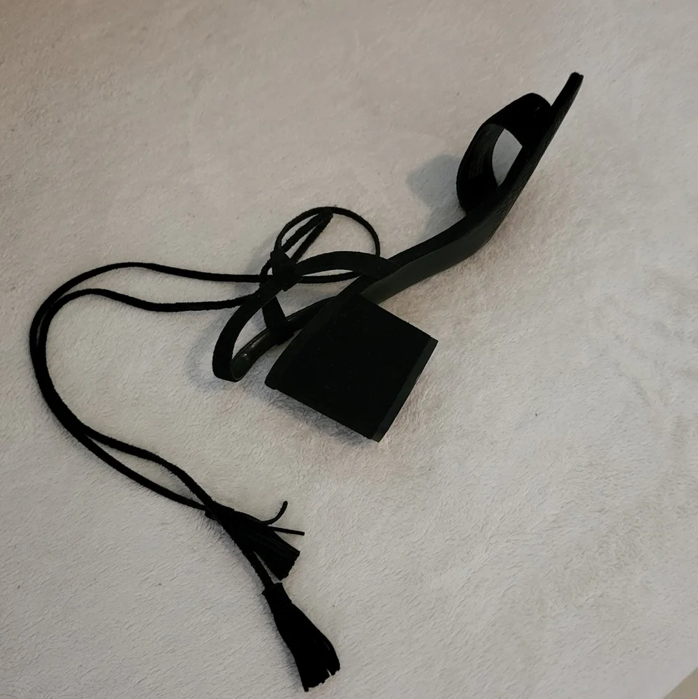 Nordstrom BP Black Sandals - Picture 8 of 9